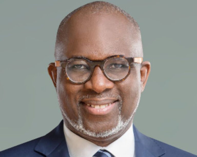 Bénin : Hippolyte Ebagnitchie prend la tête de la Société Béninoise d’Énergie Électrique Bénin : Hippolyte Ebagnitchie prend la tête de la Société Béninoise d’Énergie Électrique