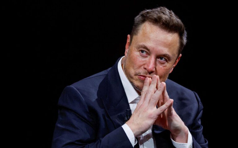 Elon Musk franchit les 405 milliards et vise le titre de premier brillionaire au monde Elon Musk milliard