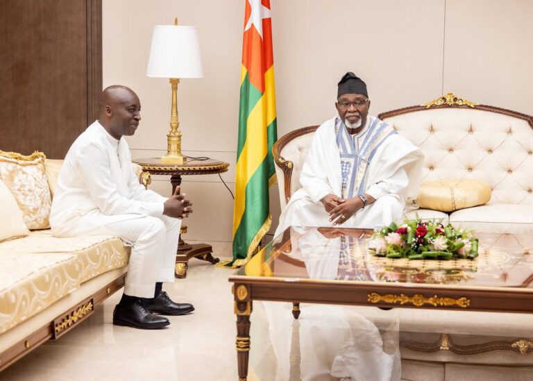 Jean-Lucien de Tové : Le Président de la République reçoit le nouvel ambassadeur du Sénégal au Togo