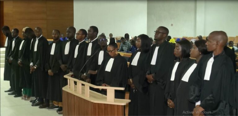 Togo : 15 nouveaux greffiers prêtent serment au Tribunal de Lomé Togo : 15 nouveaux greffiers prêtent serment au Tribunal de Lomé