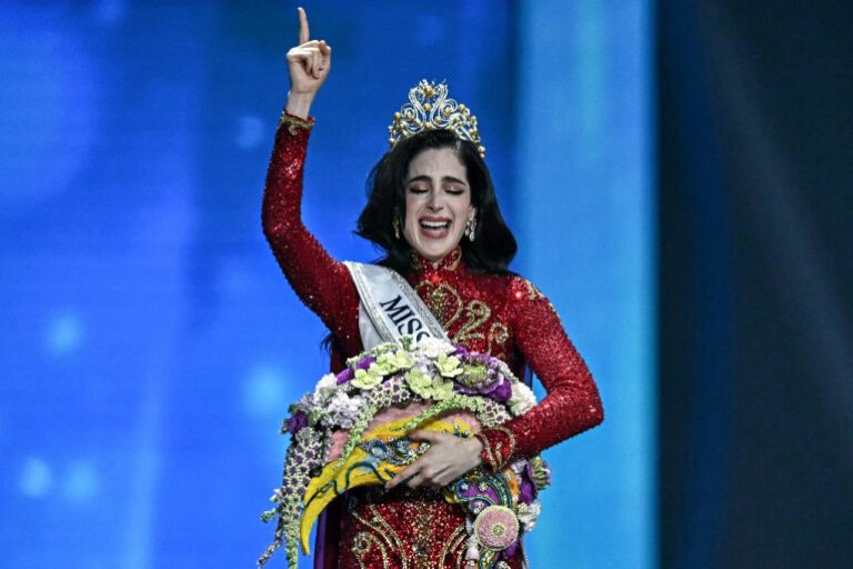 Fatima Bosch, Miss Mexique, couronnée Miss Univers 2025