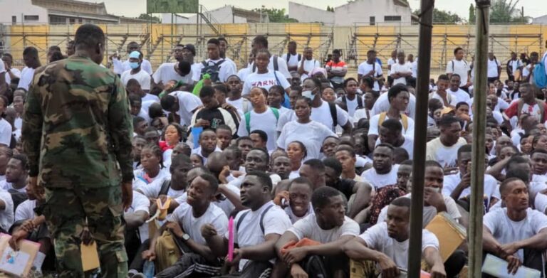 Ghana : Plusieurs morts dans une bousculade lors d’un recrutement militaire Ghana : plusieurs morts dans une bousculade lors d’un recrutement militaire