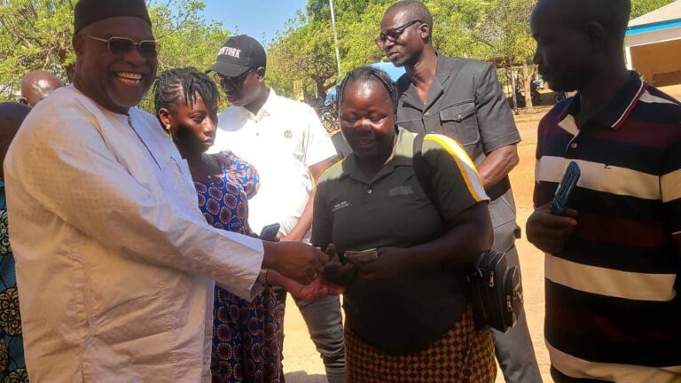 « Ce geste va aider notre foyer », Le programme des transferts monétaires déployé dans les savanes