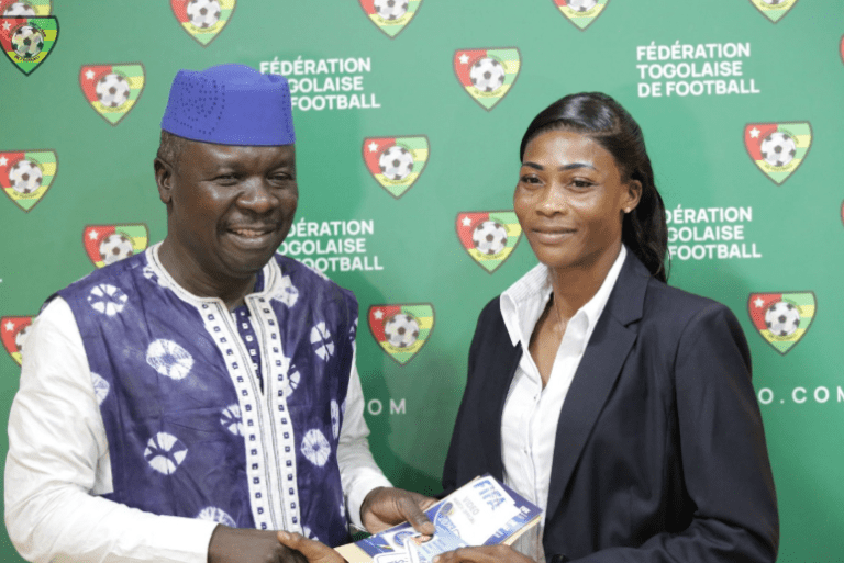 Vicentia Amédomé : L’arbitre togolaise présélectionnée pour la Coupe du Monde FIFA 2026 Vicentia Amédomé présélectionnée pour la Coupe du Monde FIFA 2026
