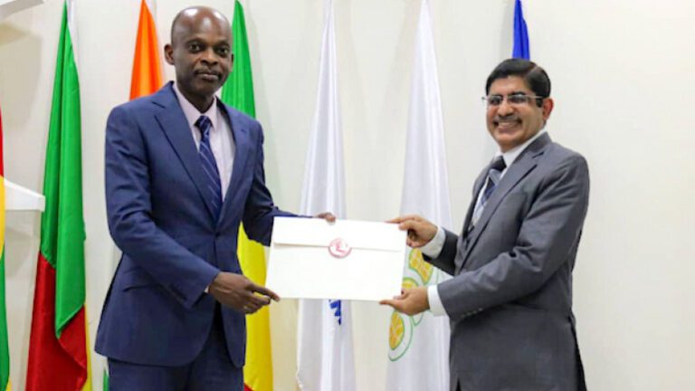 Les échanges commerciaux entre le Togo et l’Inde projetés à 3,48 milliards de dollars en 2025 Les échanges commerciaux entre le Togo et l'Inde atteindront 3,48 milliards de dollars en 2025