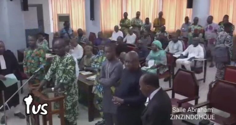 Martin Houssou gagne les élections et perd son siège parce qu'il ne sait ni lire ni écrire