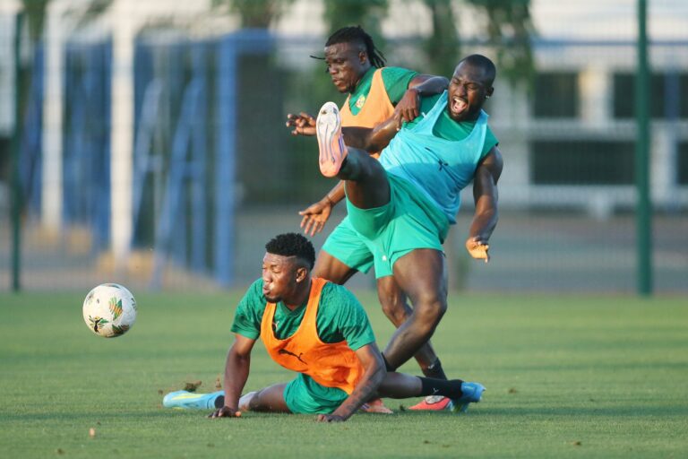 DIRECT / Éliminatoires Mondial 2026 : Suivez le choc Togo vs Centrafrique en
