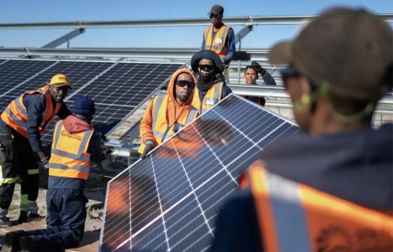 La BCEAO lance un grand appel d’offres pour passer ses agences à l’énergie solaire La BCEAO lance un appel d’offres pour solariser ses sites de Lomé et Kara