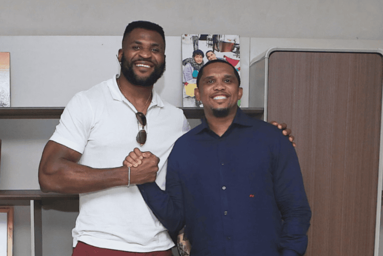 Francis Ngannou réclame 200 millions à Samuel Eto’o ? La mise au point du « Predator » Cameroun : Francis Ngannou réclame 200 millions à Samuel Eto’o ?