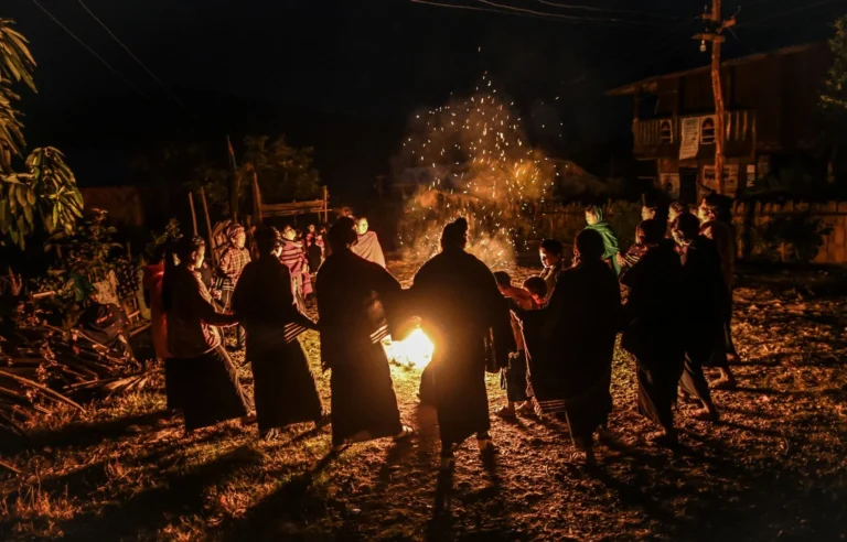 Un père tue son fils de 6 ans pour des rituels d’argent Un père tu.e son fils de 6 ans pour des rituels d’argent