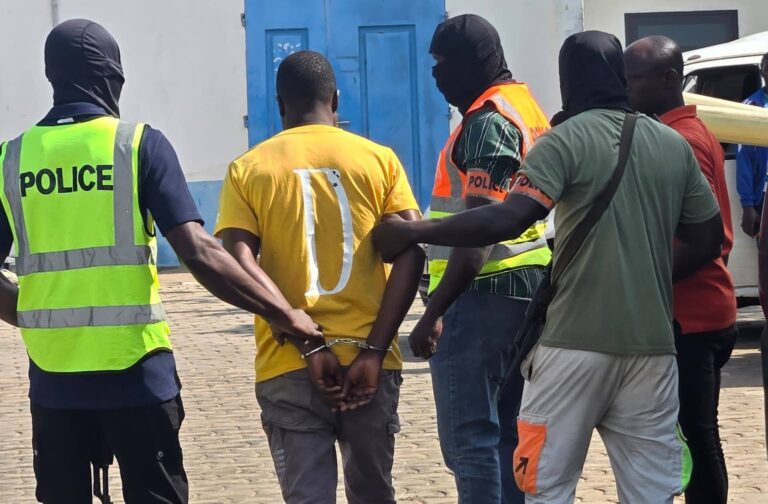 Meurtre pour le vol présumé d’une poule à Agoè : Le suspect arrêté par les forces de l’ordre vol de sexe à Lome